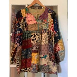 📌 Gypsy Rose Boho Patchwork Print Top